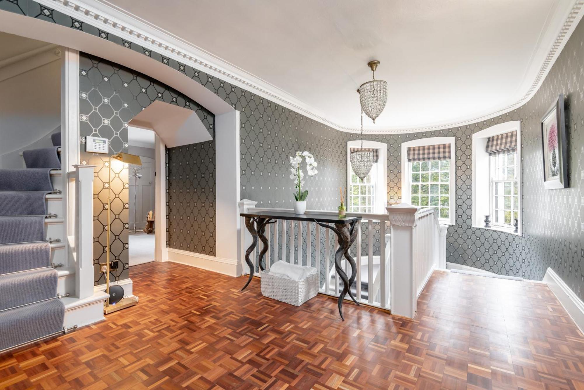 Unique Arts & Crafts Home In Огтерардер Екстер'єр фото
